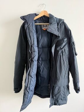 Men's Navy Hooded Insulated Puffer Jacket
